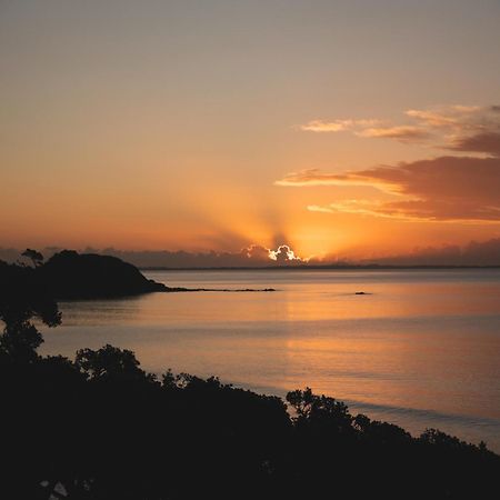 Sunlit Bay Villas Coopers Beach Bagian luar foto