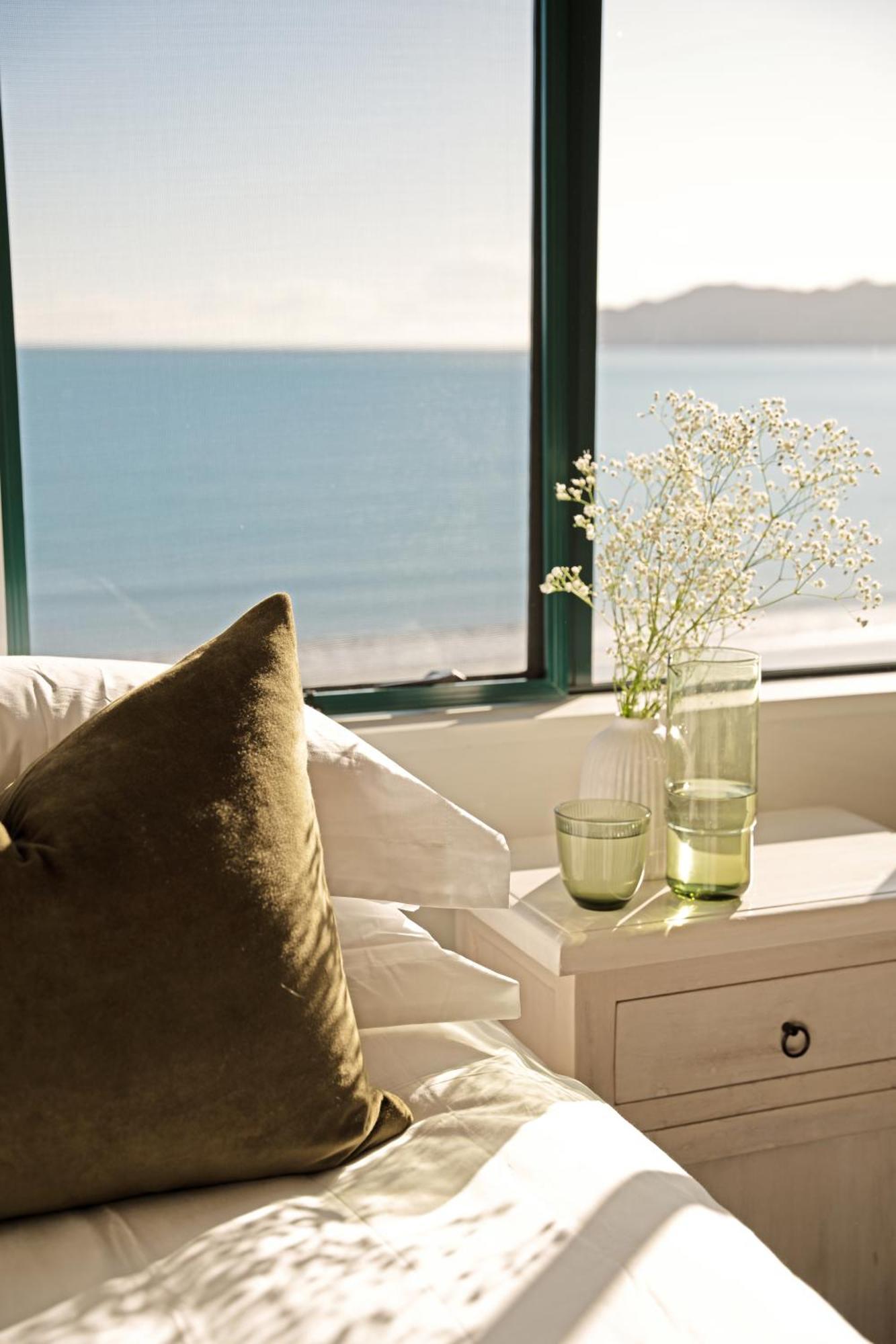 Sunlit Bay Villas Coopers Beach Bagian luar foto